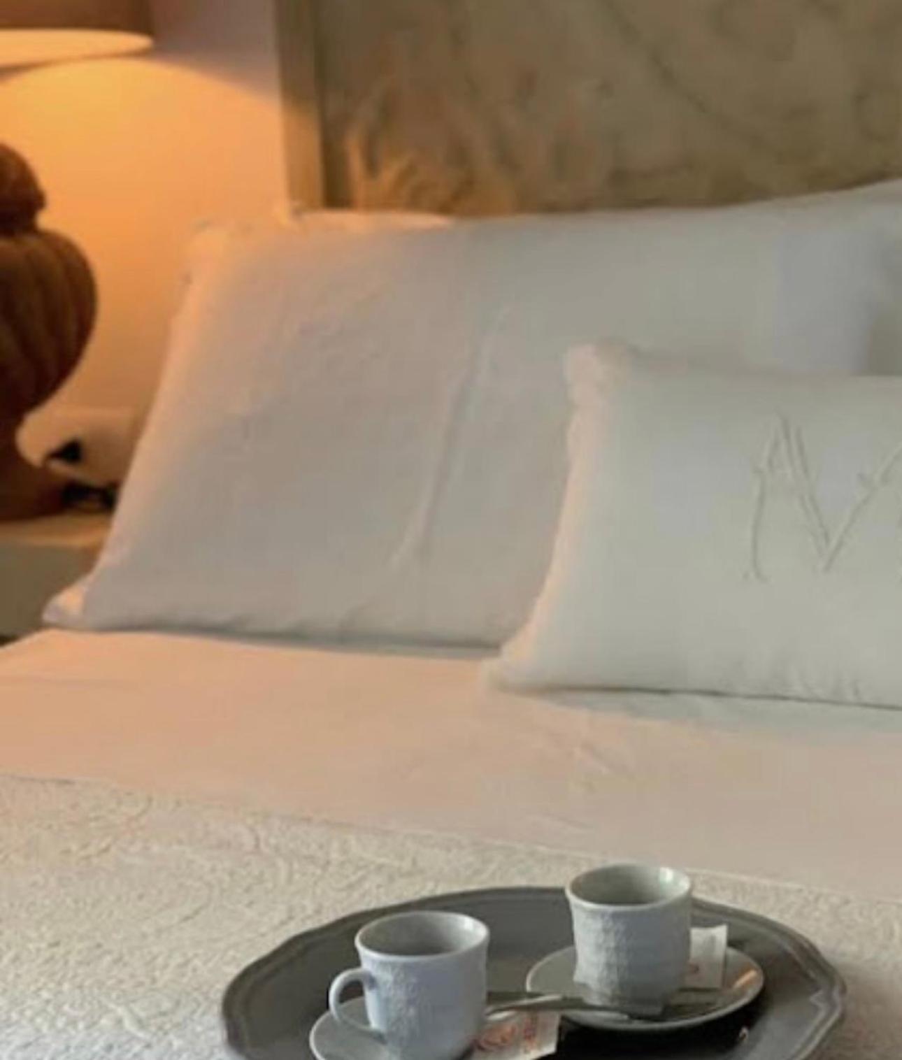 Les Chambres De Amelie B&B Болоня Екстериор снимка