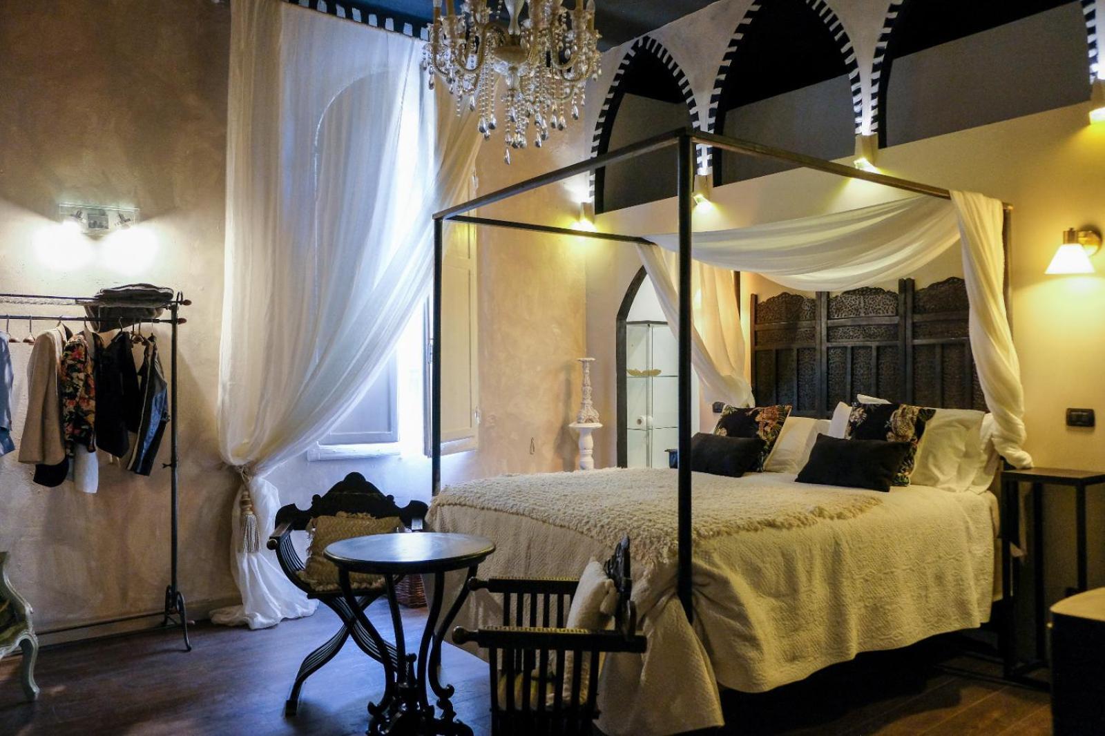 Les Chambres De Amelie B&B Болоня Екстериор снимка